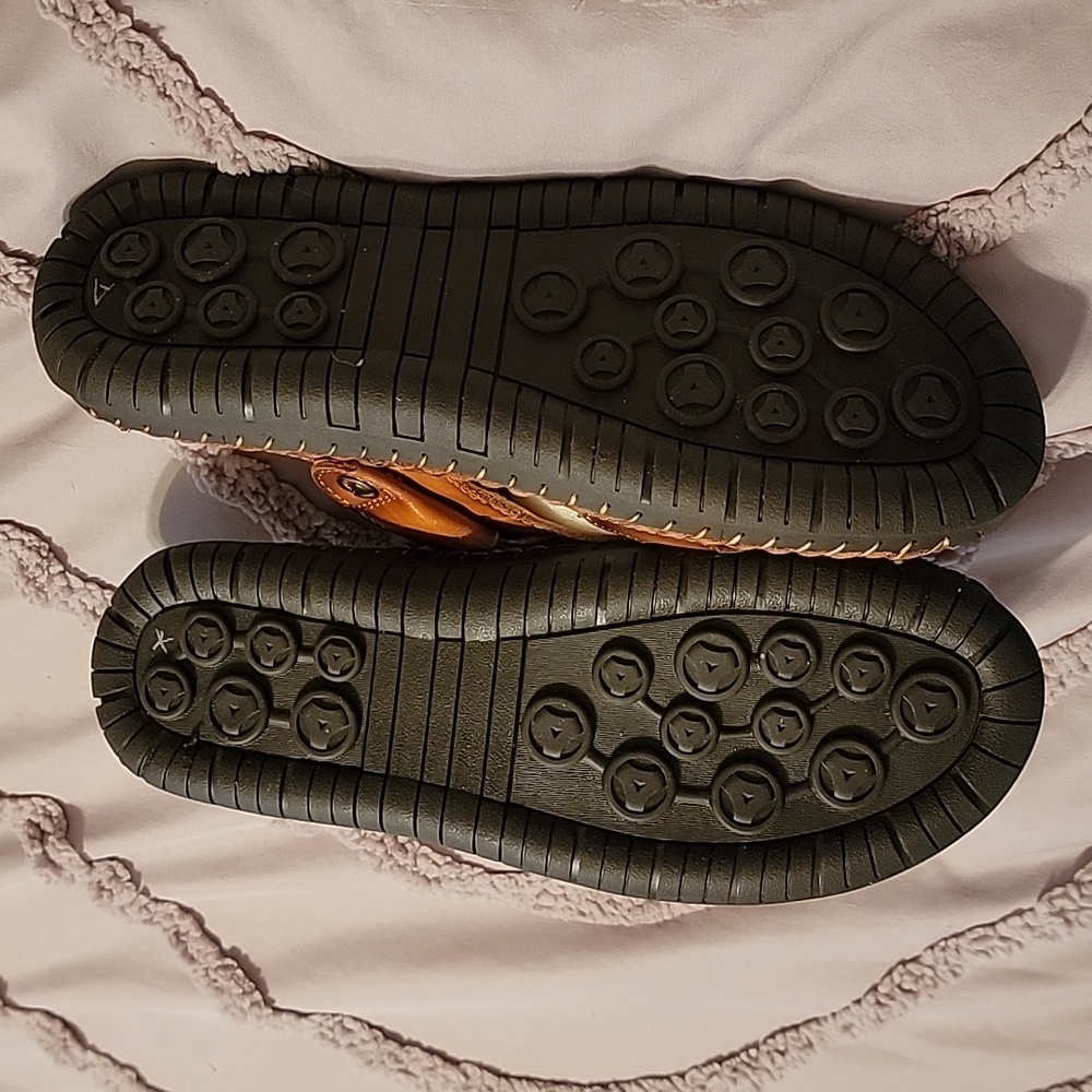 HSY Leather Shoes - Picture 3 of 7
